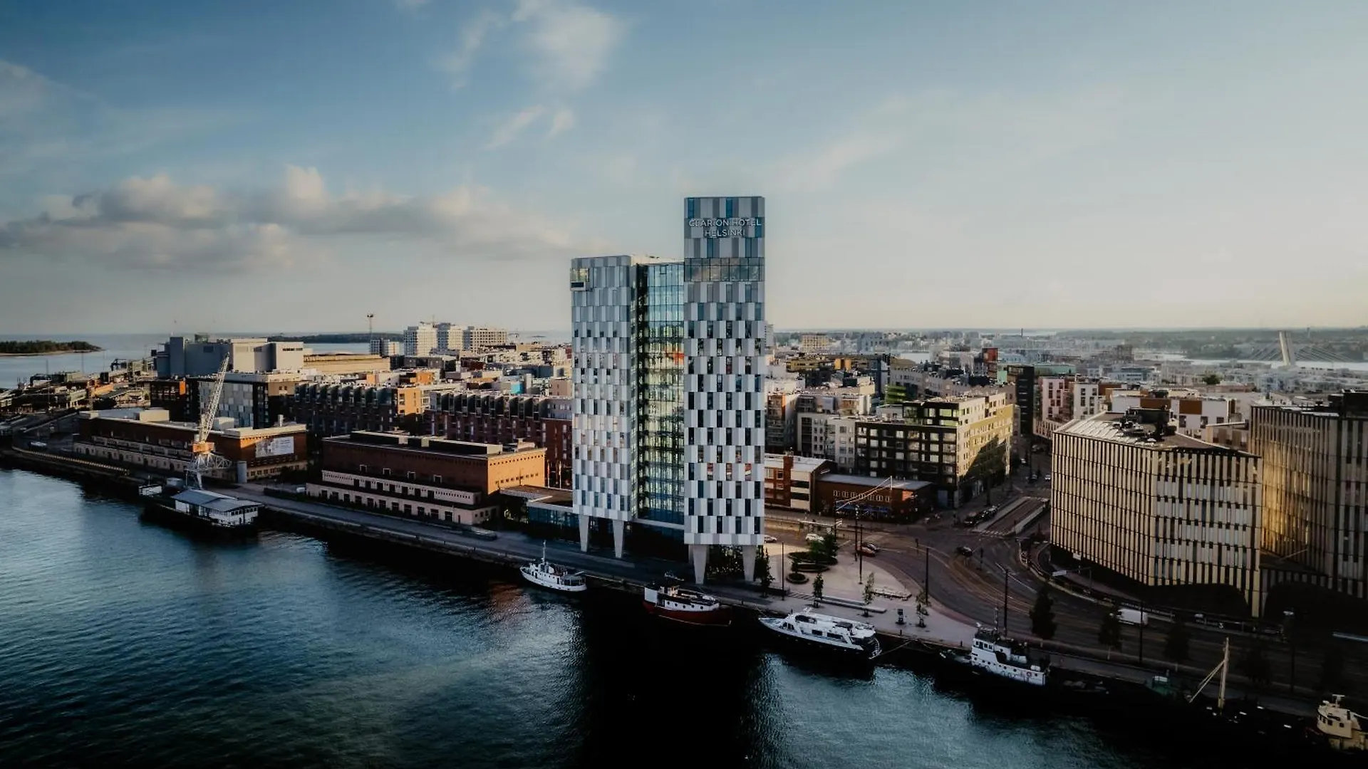 Clarion Hotel Helsinki 4*,  Finlandia